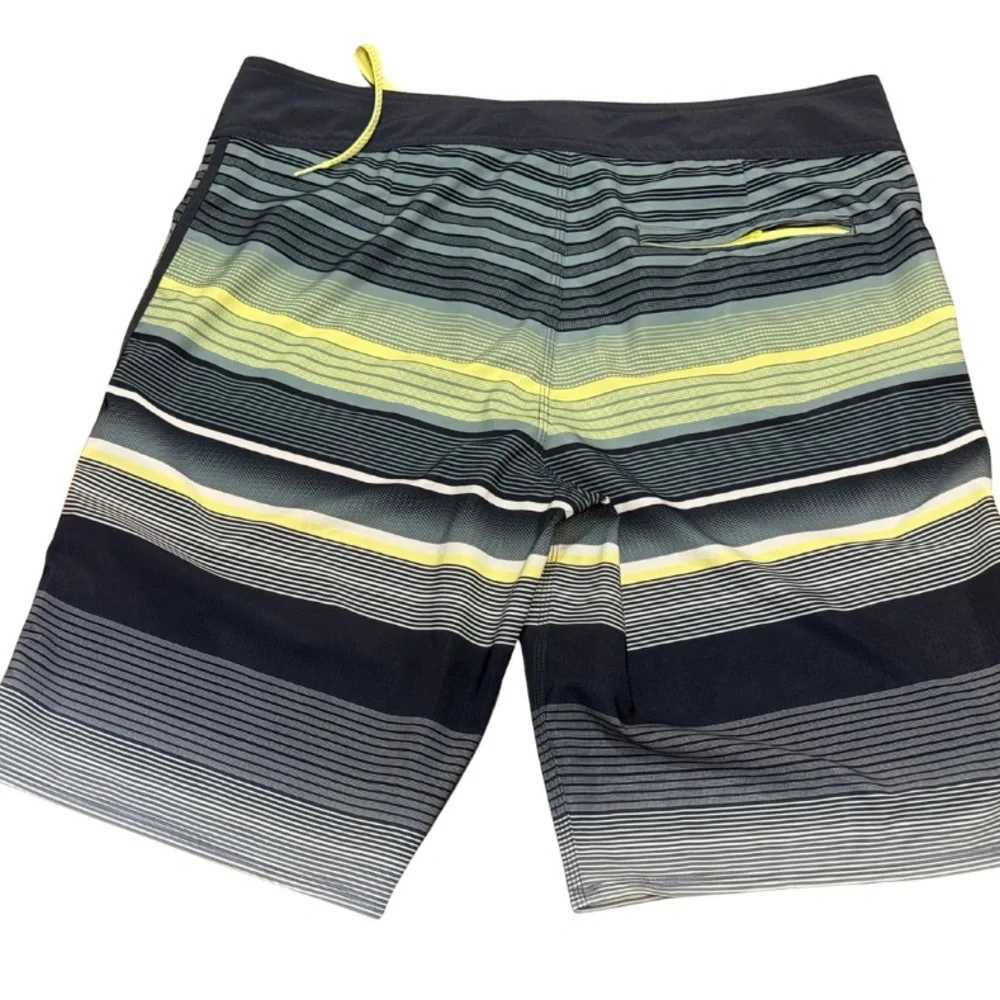 Oakley Mens‎ 36 Board Shorts Surf Swim Stretch Athleisure Y2K Beach Vacation